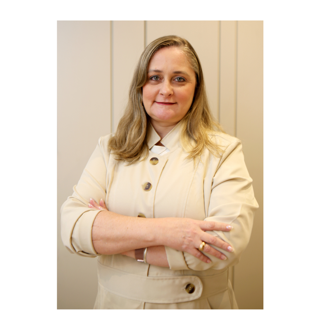 Dra Natália Costa Parracho Sales